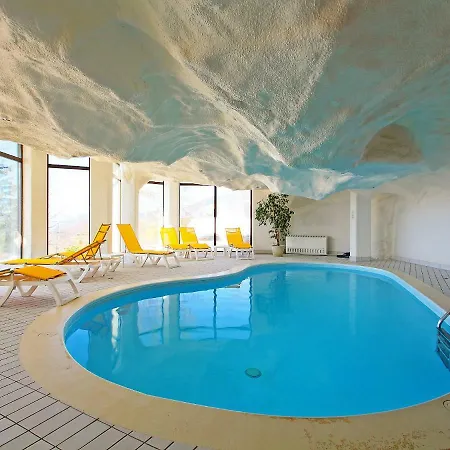Apartman Studio Le Bristol-26 *